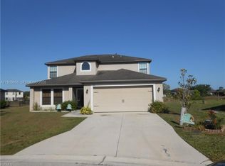 154 Shadowview Ct, Lehigh Acres, FL 33974