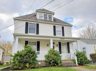 1212 Sycamore St, Connellsville, PA