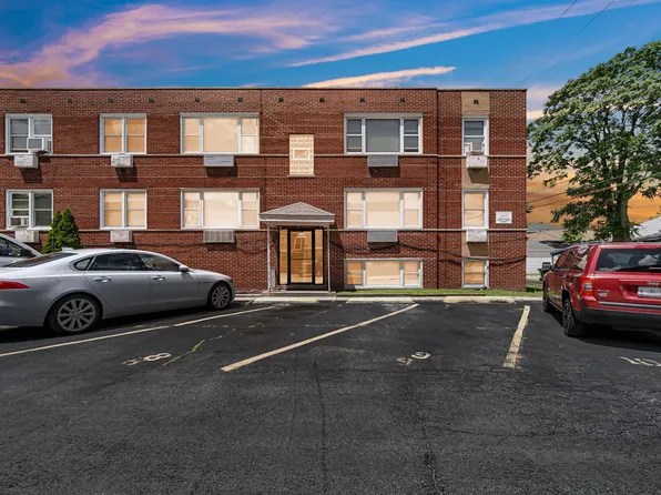 1307 Calumet Ave, 1307 Calumet Ave #9, Whiting, IN 46394