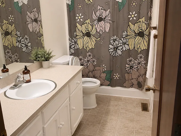 Hallway Bathroom Upstairs
