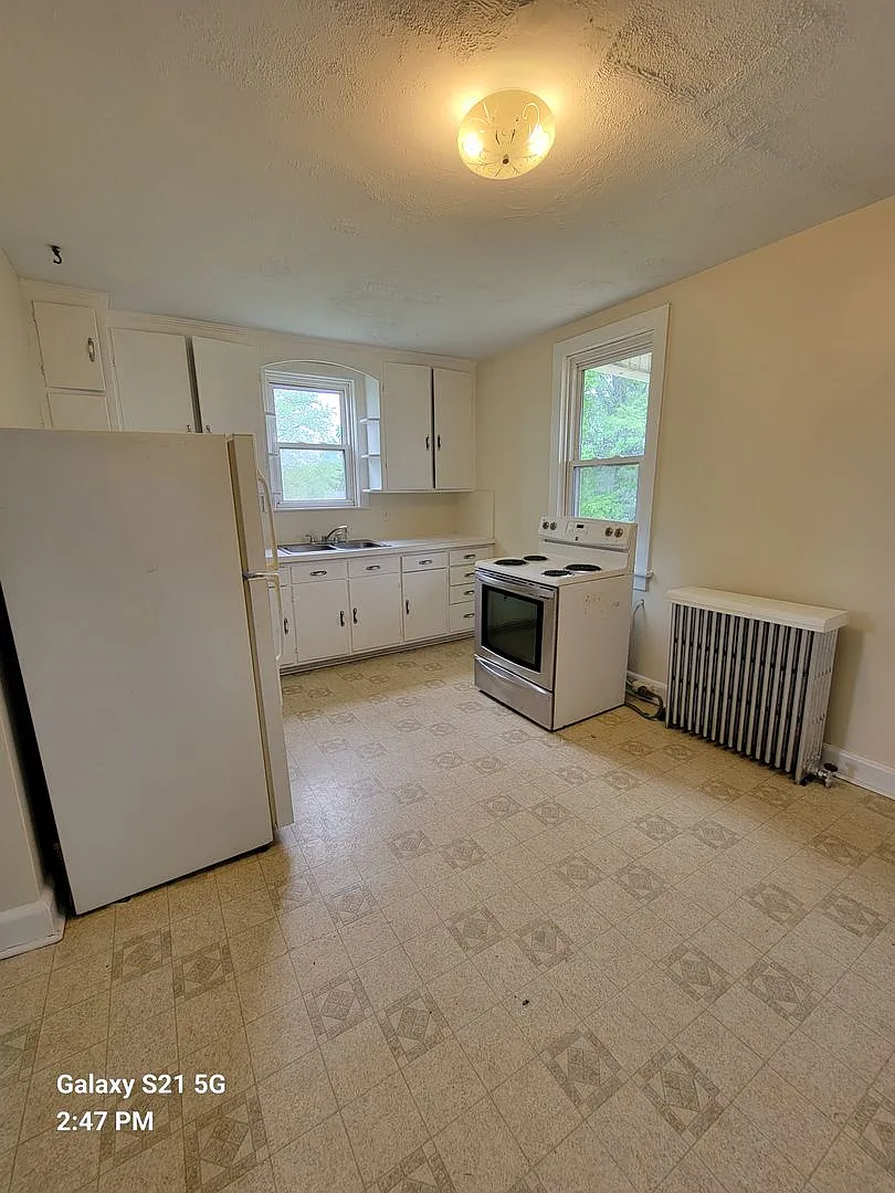 308 Grandview — Photo 4