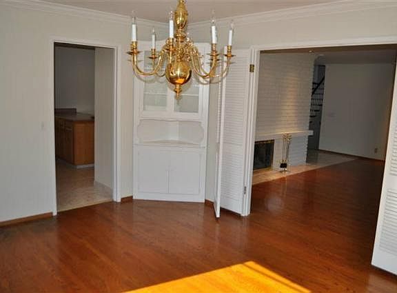 5th image of 2178 Constitution Dr