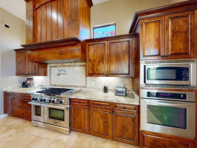 8724 E Regina Cir — Photo 15