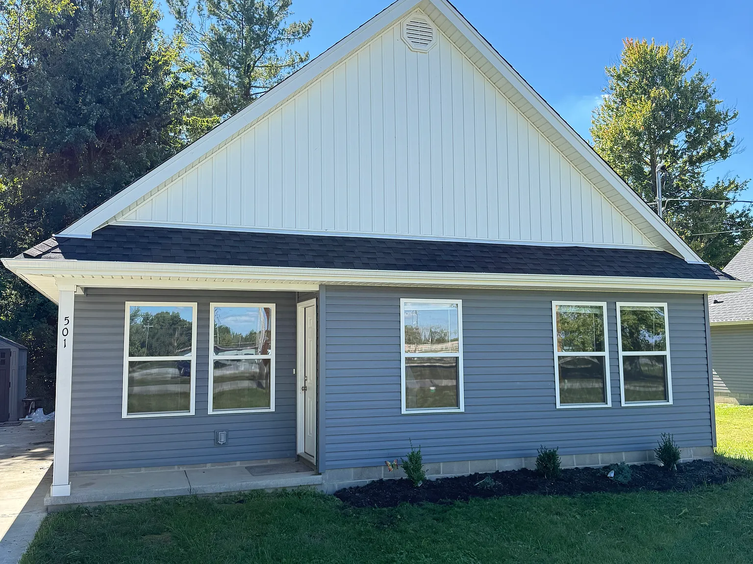 4 bed, 1440 sqft, $2,050 — Photo 2