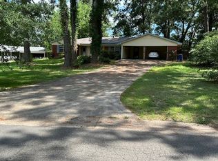 1825 S Brookwood Dr, Shreveport, LA 71118