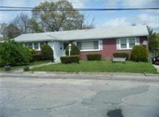 42 Hollis St, Randolph, MA 02368