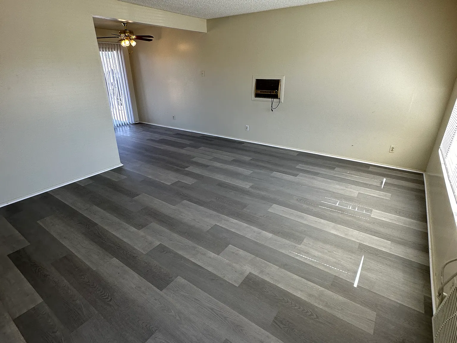 2 bed, 816 sqft, $1,195 — Photo 4