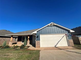 1100 Blackjack Creek Dr, Yukon, OK 73099