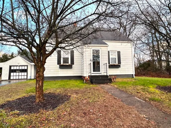 49 Roosevelt Ave, Westfield, MA 01085