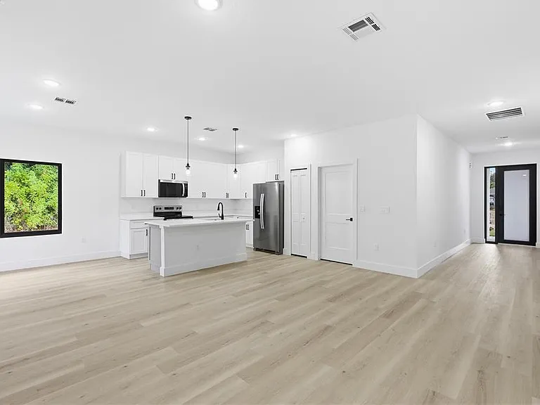 3537 Enid Ln — Photo 5