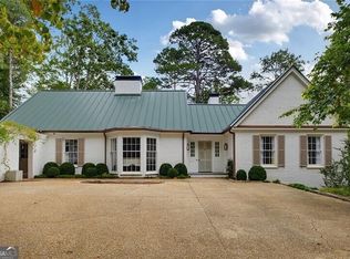 4061 Glen Devon Dr NW, Atlanta, GA 30327