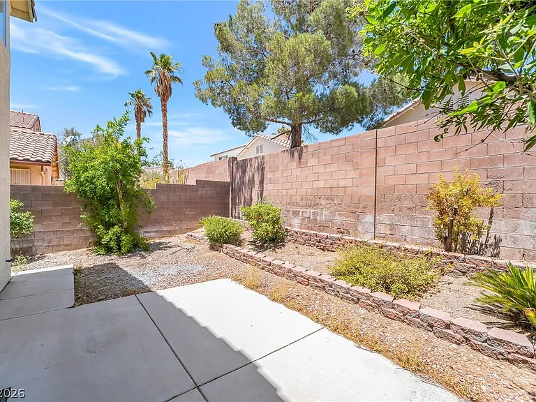 9888 Sparrow Ridge Ave — Photo 40