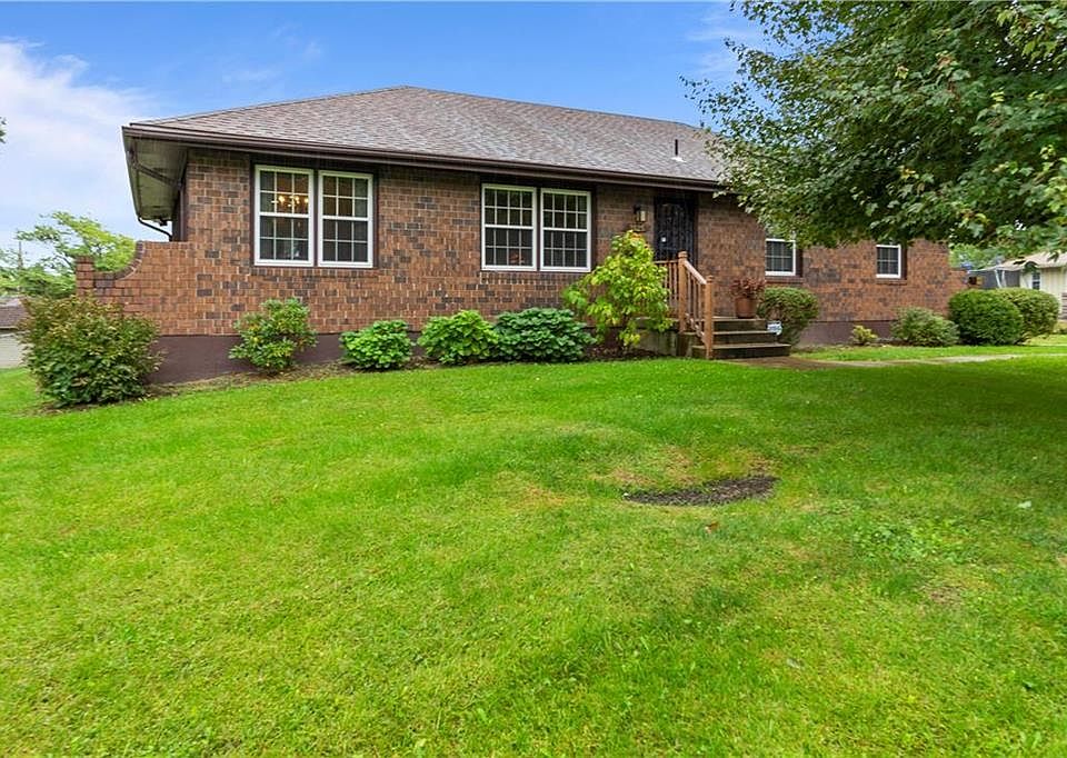 1st image of 3025 S Kendall Dr