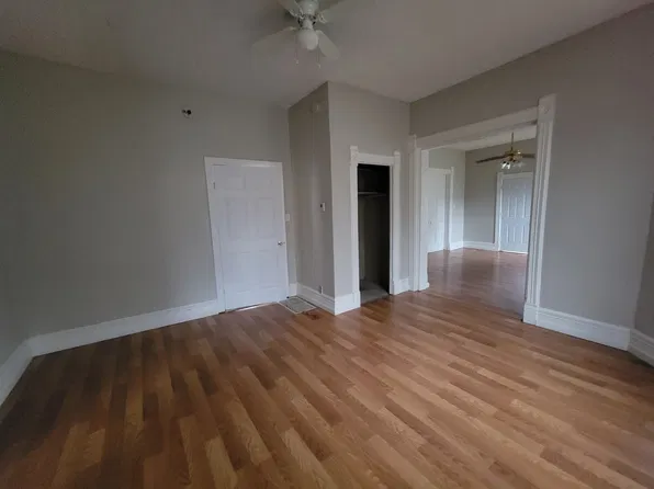 917 S Topeka Ave, Wichita, KS 67211
