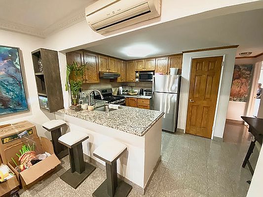 4th image of 25-04 73rd St #1