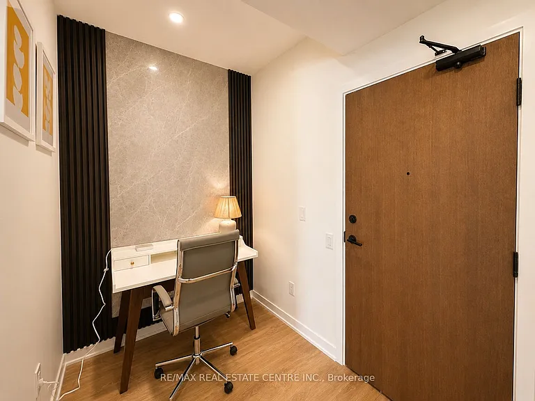 4065 Confederation Pkwy #2811 — Photo 2