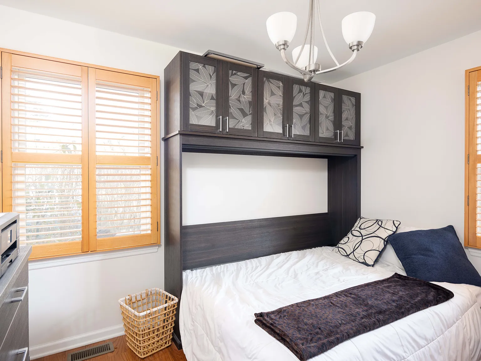 Montauk Retreat Near Camp Hero & Coastline — Photo 4