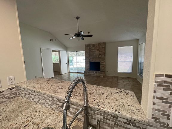 2nd image of 10747 Lake Path Dr