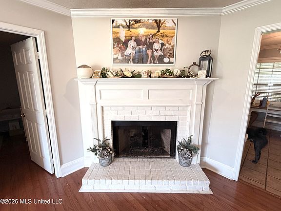 4th image of 126 Glenwood Dr