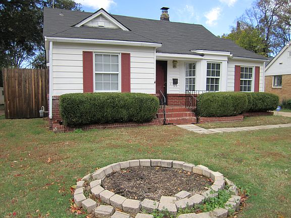 3rd image of 37 N Larchmont Dr