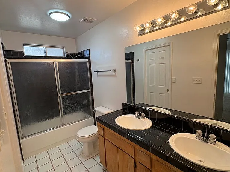 391 Trinity Ct — Photo 19