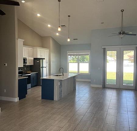 3rd image of 28 Westrock Ln
