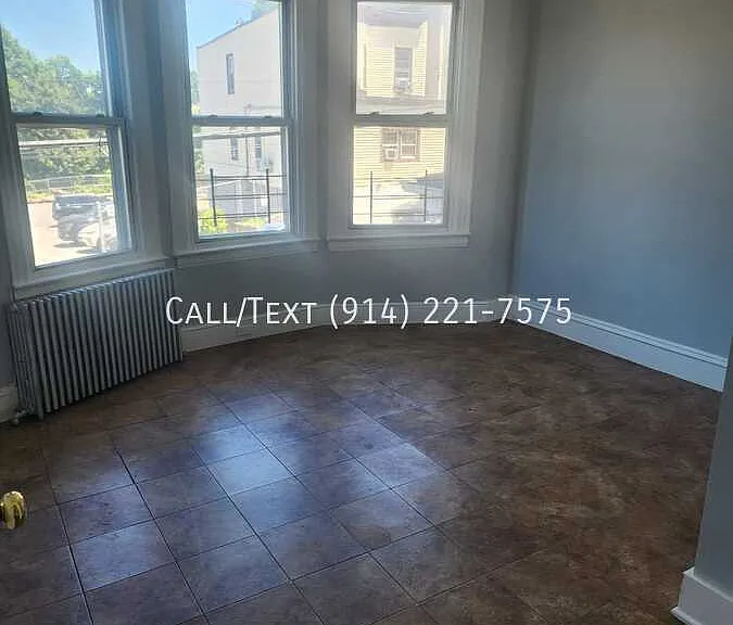 14 Garfield St #2 — Photo 2