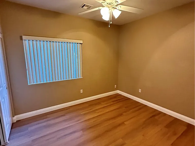 10340 Bentley Oaks Ave — Photo 20