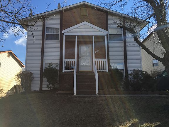 3rd image of 422 N Argonne Ave