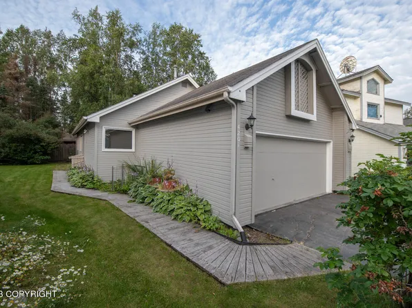 4201 Ambler Cir, Anchorage, AK 99504
