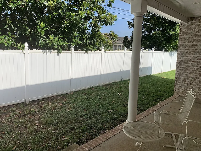 2715 Dora Elizabeth Ct — Photo 21