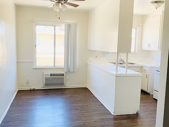 5th image of 10635 Friar St #G