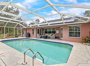 1940 21st St SW, Naples, FL 34117