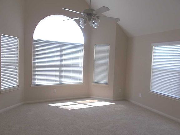 5th image of 13135 Chatfield Manor Ln