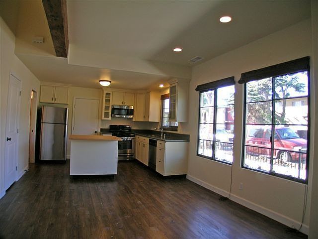 Dining Rm & Kitchen (Unit B)