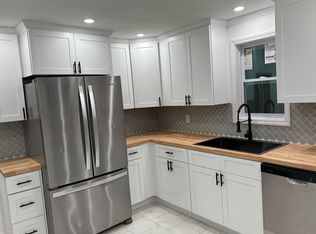 810 E Newton St, Dothan, AL 36303