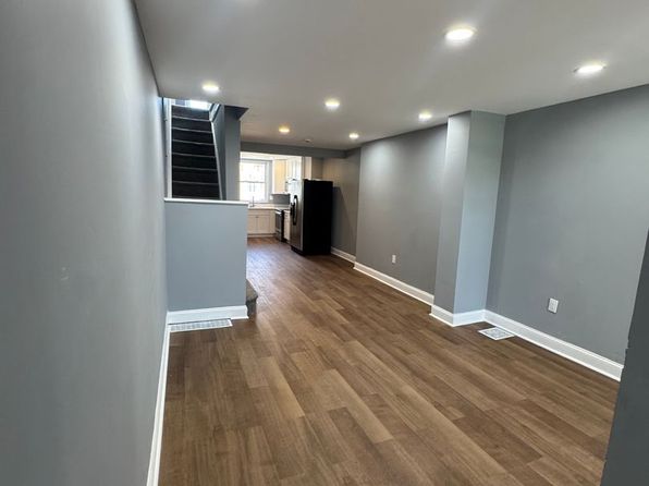 445 N Ellwood Ave
