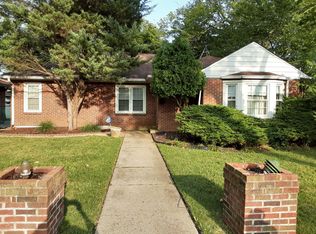 1327 Glenn Dr, North Chicago, IL 60064