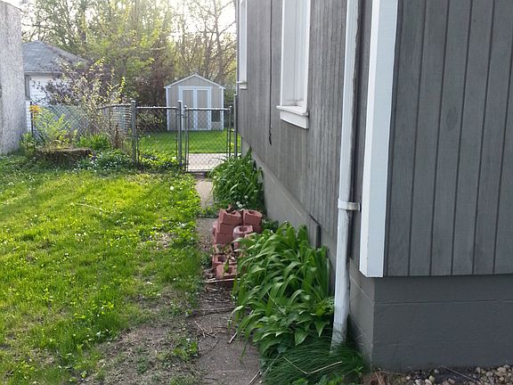 5th image of 226 N Woodlawn Ave