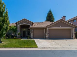 1664 Avondale Dr, Roseville, CA 95747