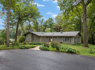 1N301 Indian Knoll Rd, West Chicago, IL 60185