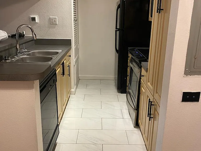 5304 W Kennedy Blvd #207 — Photo 12