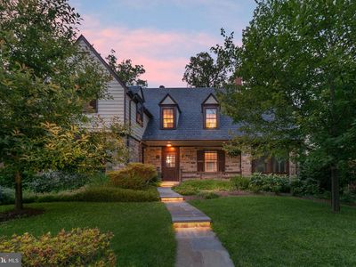 1751 Crestwood Dr NW, Washington, DC, 20011