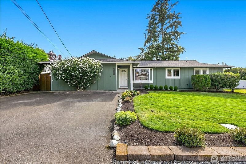 2nd image of 19032 86th Avenue NE