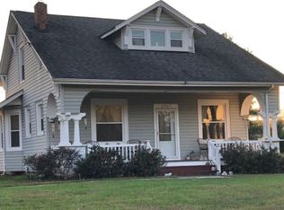 580 Bkackstone St, Uxbridge, MA 01569