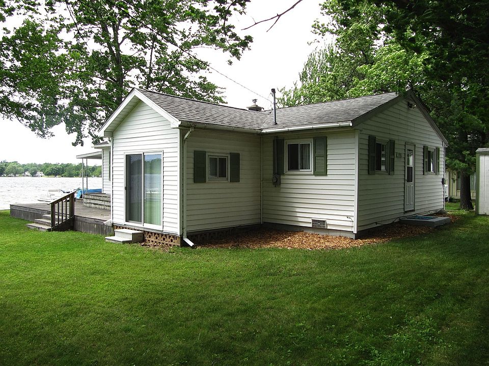 2nd image of 398 E Holland Lake Dr