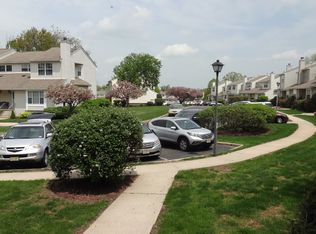 58 Freemont Ct, Somerset, NJ 08873