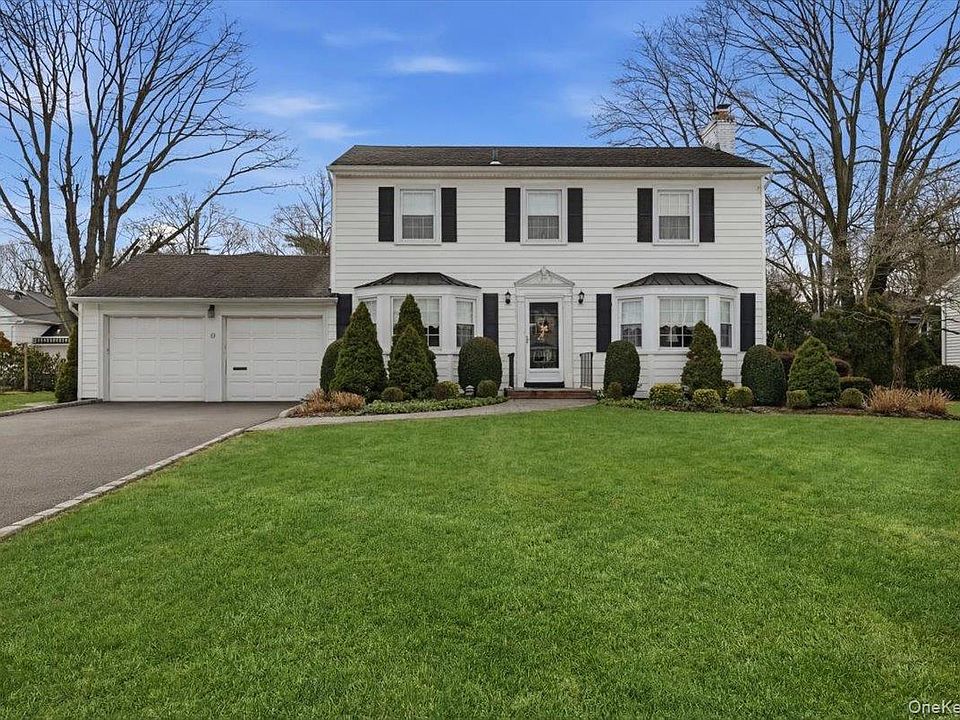 1st image of 8 Andover Court