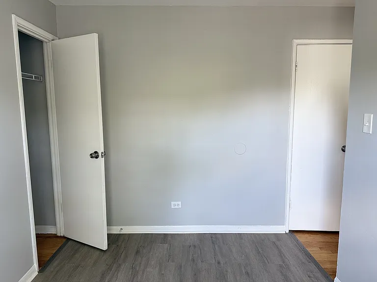7824 S South Shore Dr #2C — Photo 10