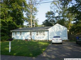 65 Pacific Ocean Dr, Brick, NJ 08723